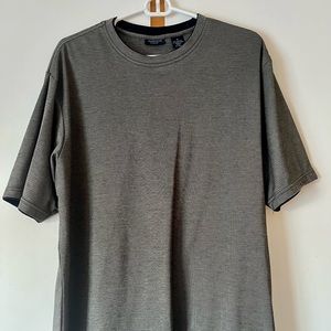 VAN HEUSEN Mens Studio T-Shirt Size M, Grey, Excellent Condition,  Crewneck Tee